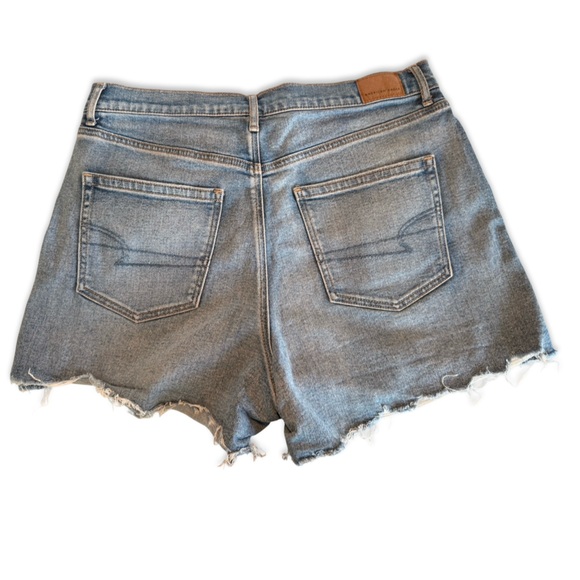 American Eagle Stretch Denim Shorts Size 14 US - Gently Used! - Picture 2 of 10